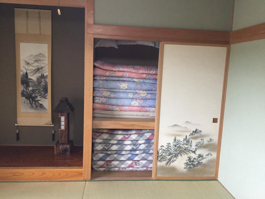 Hotel Natsumi No Sato à Biei Chambre photo