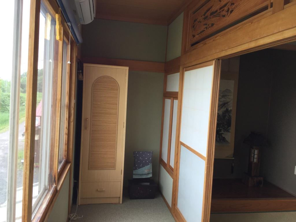 Hotel Natsumi No Sato à Biei Chambre photo