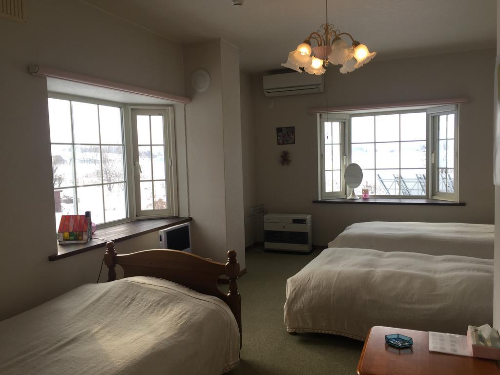 Hotel Natsumi No Sato à Biei Extérieur photo